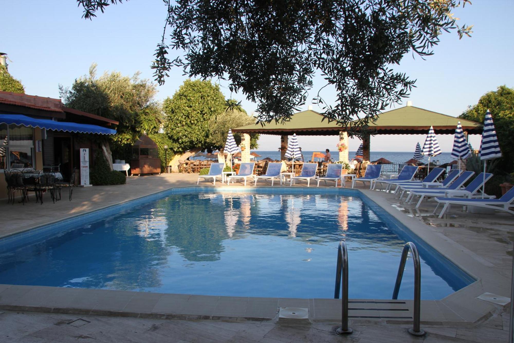 Kazdagi Atila Bey Konagi Hotel Ayvacik Екстериор снимка