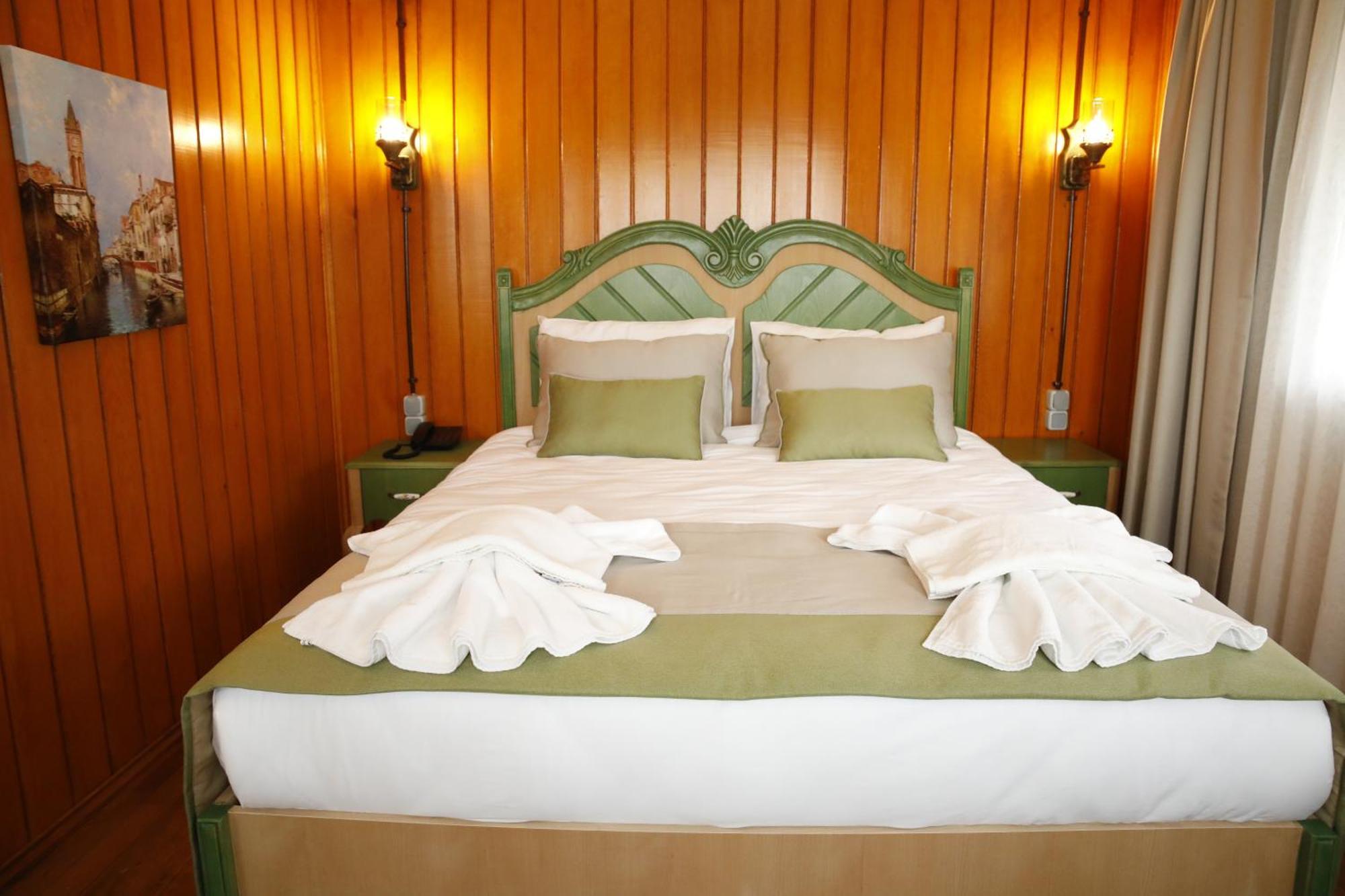 Kazdagi Atila Bey Konagi Hotel Ayvacik Екстериор снимка