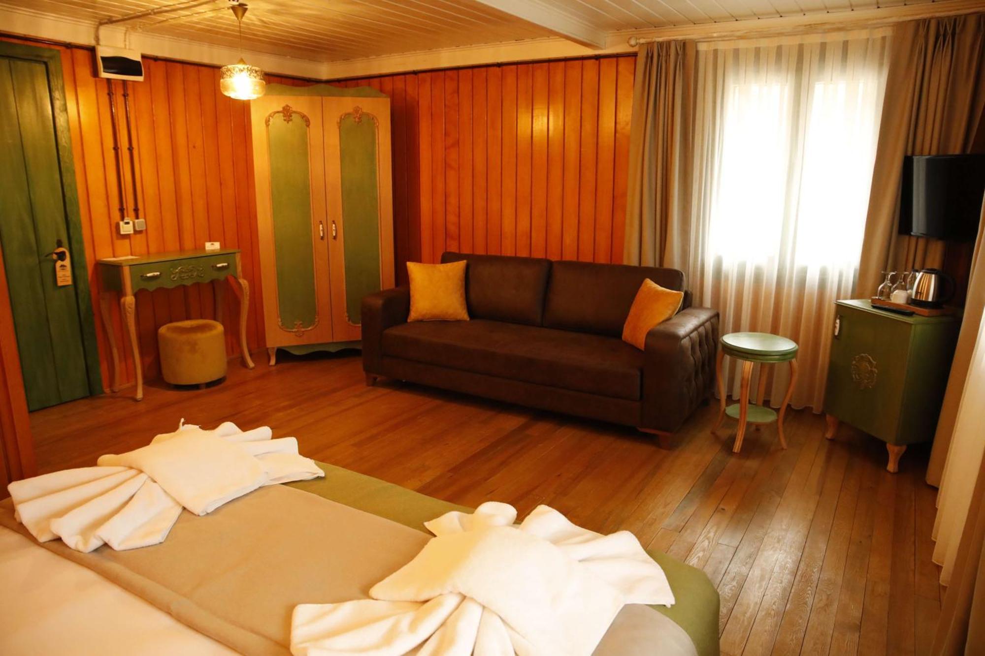Kazdagi Atila Bey Konagi Hotel Ayvacik Екстериор снимка